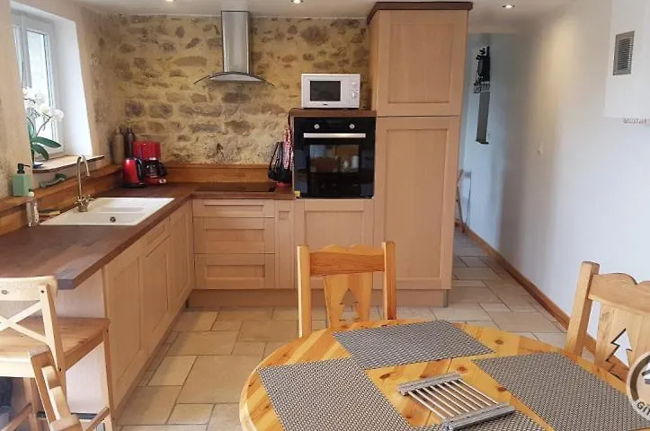 Holiday home Les Trois Pins Villa Thizy-les-Bourgs